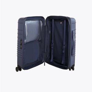 BEIS carry on luggage